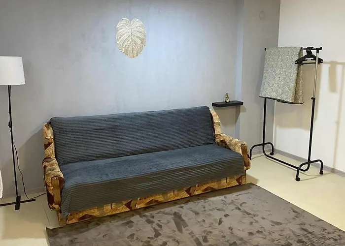 Relax House Sllavka 兹雷尼亚宁